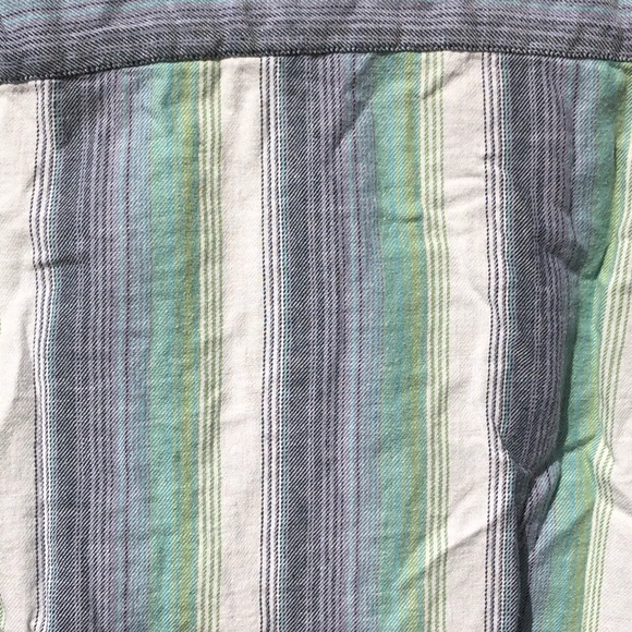 Forever 21 Button Up , Medium, NWOT, pet/smoke free home - Picture 5 of 9